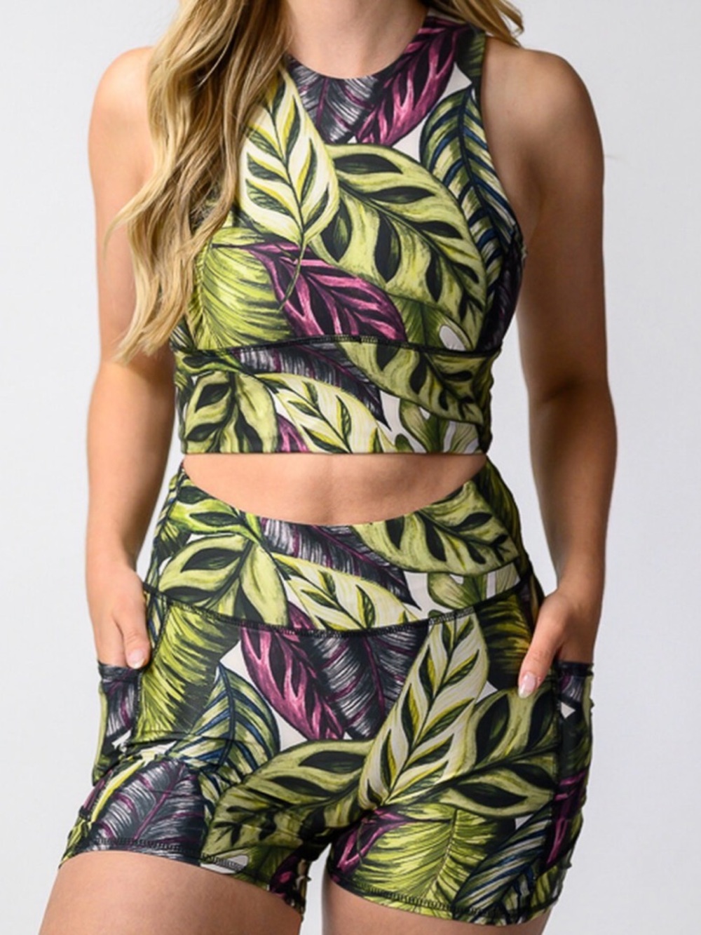 Yoga Democracy Tropical Leaf It To Me Free Range sports bra -L - Picture 2 of 7